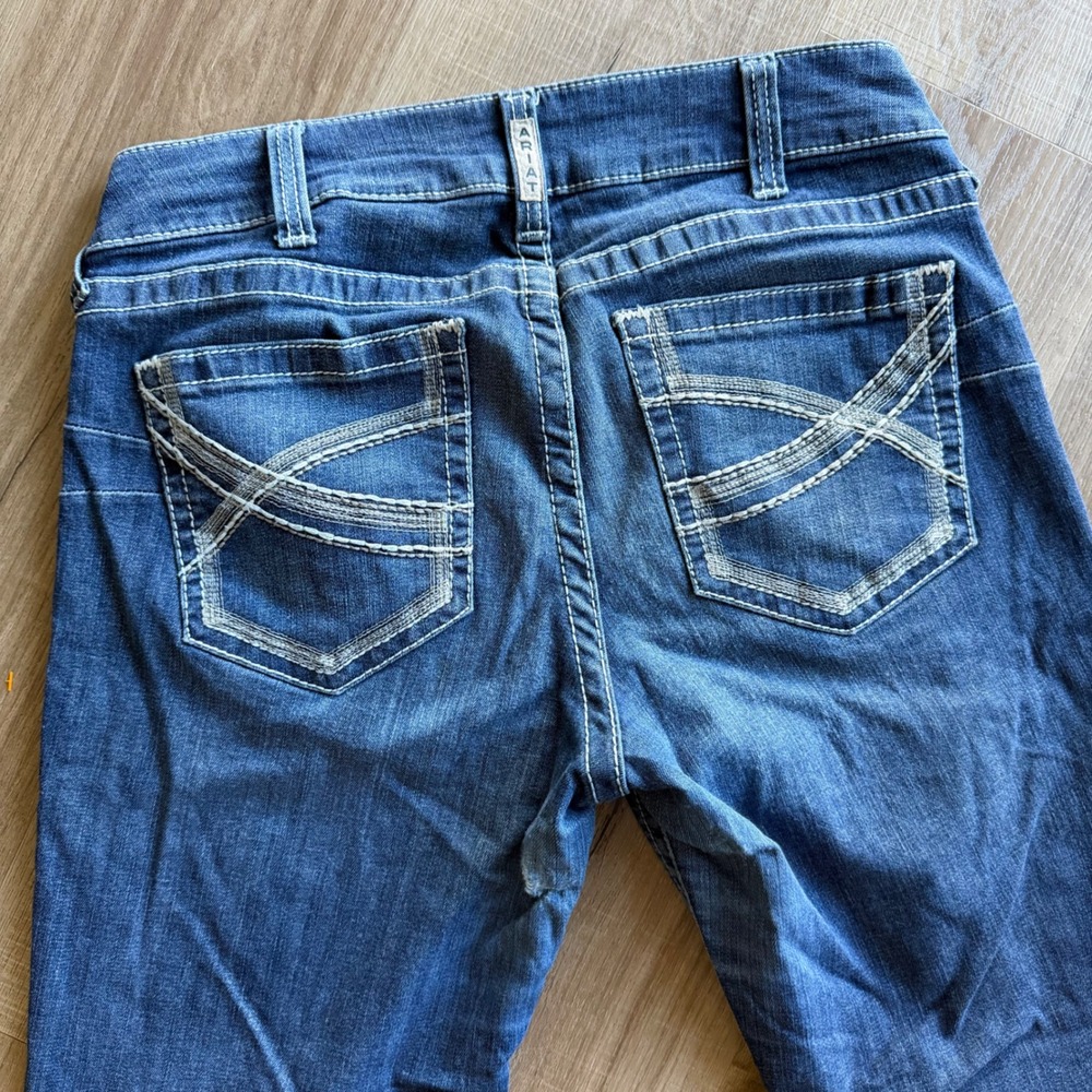 Ariat REAL Denim Womens Mid Rise Straight Leg Jeans Blue 31R Thick Stitch Denim